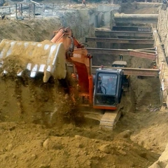 Delhi Metro CC-27 — view 1